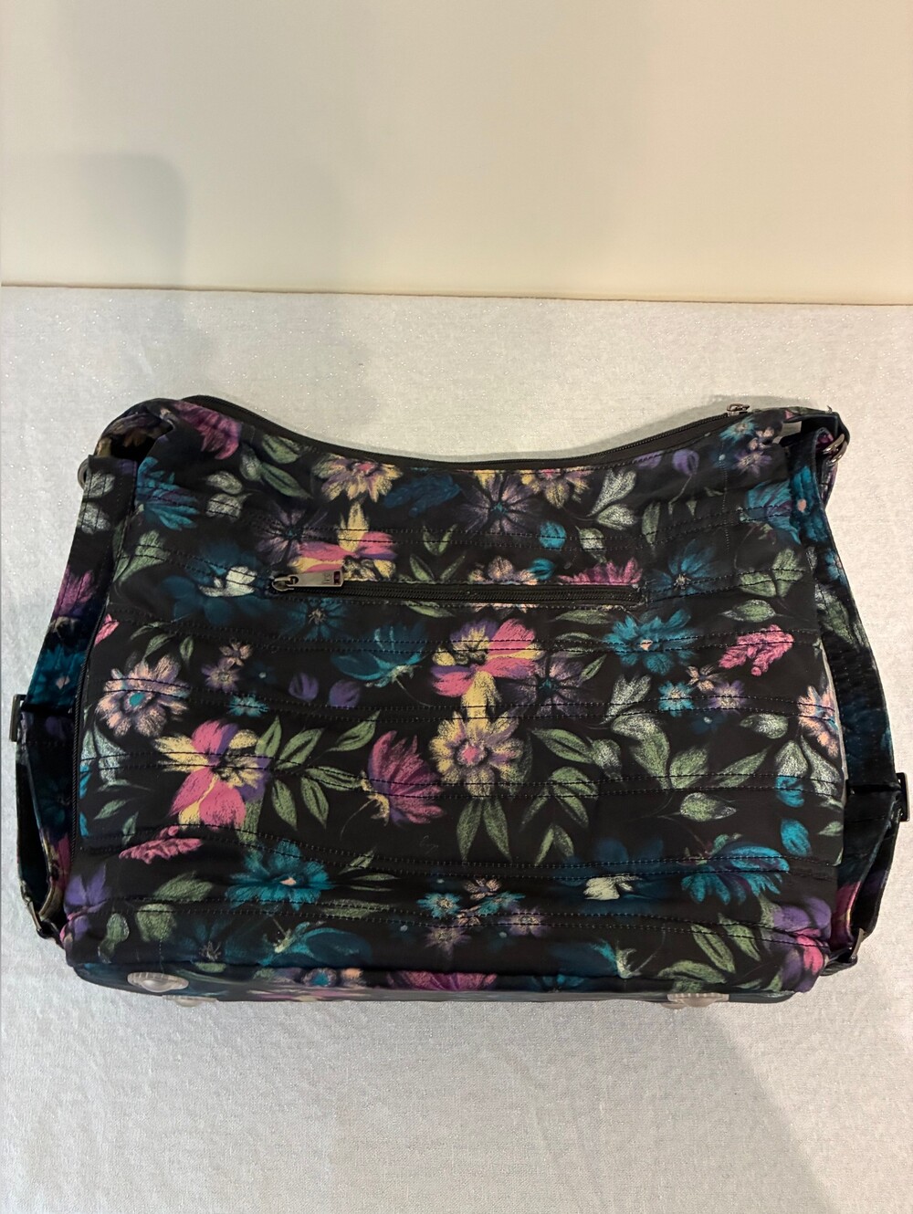 Lug Medium Convertible RFID - Zipliner -Black Bloom
